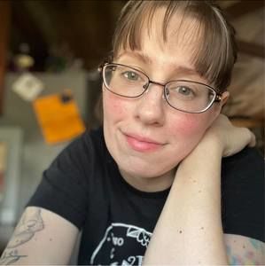 Meet your Posher, Carrie